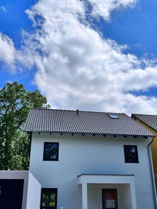 Viel Platz In Burghausen Fuer Freunde Und Familieアパートメント エクステリア 写真